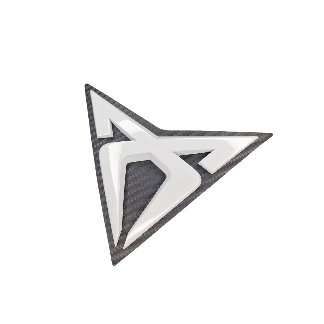 Cupra Emblem Original veredelt für den 5F mit Adapter