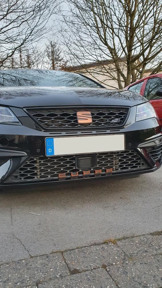 Cupra lettering SEAT LEON CUPRA 5F in COPPER