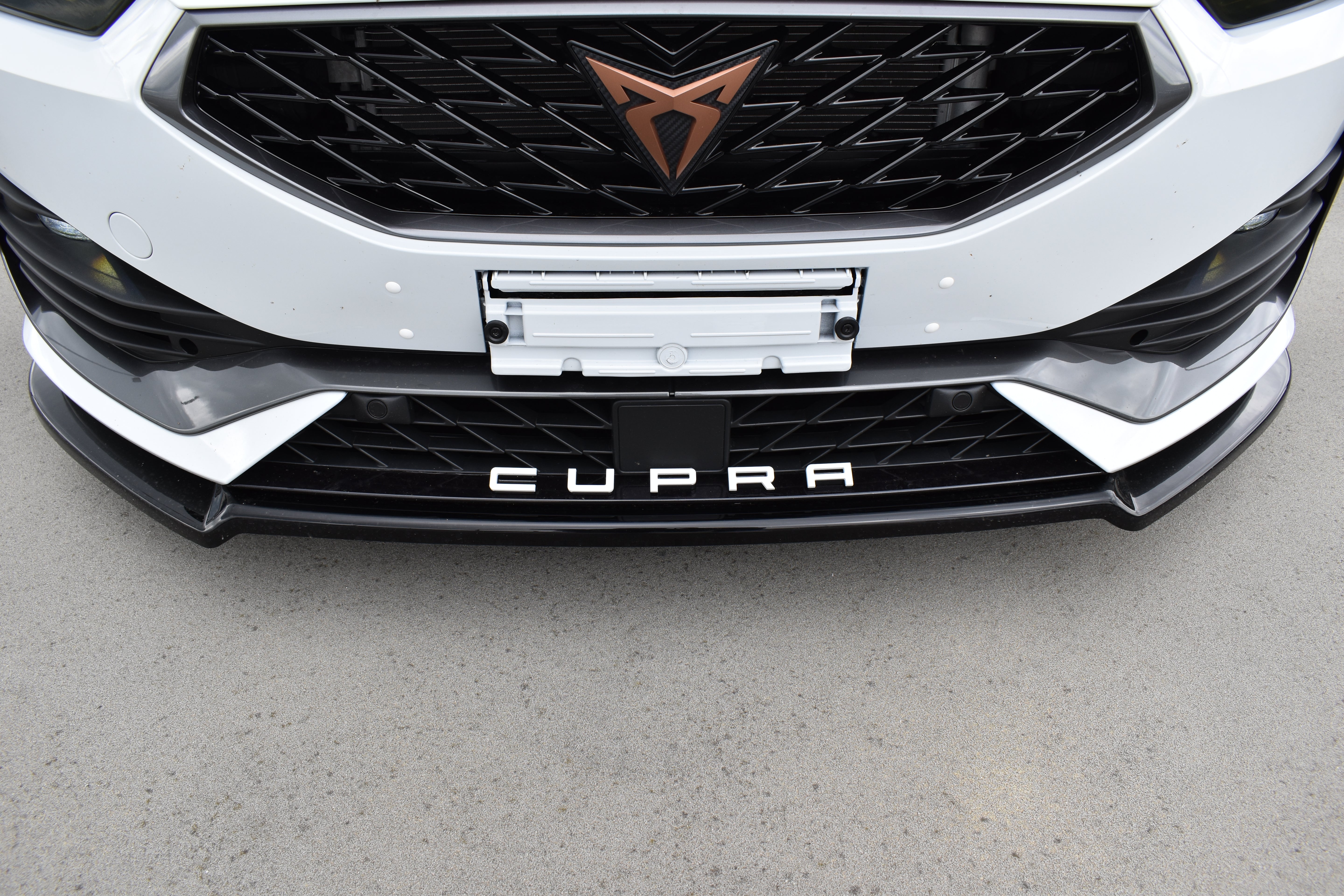 Cupra Schriftzug für den Cupra Formentor oder Leon in Wunschlackierung